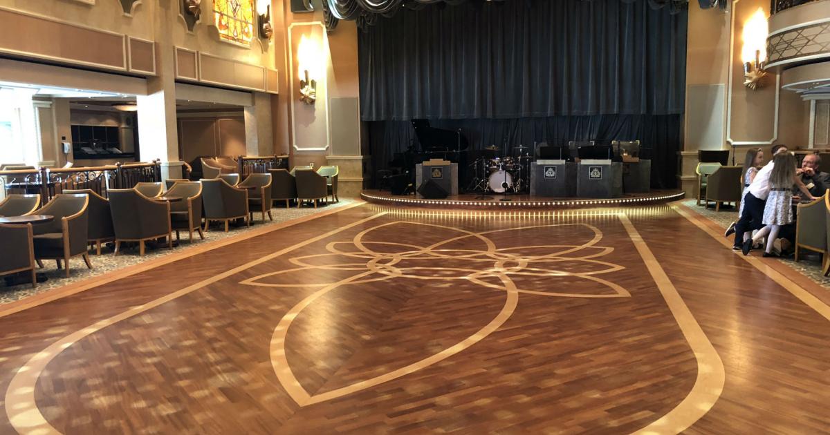 Queen's Room ballroom on Queen Elizabeth Queen's Room ballroom on Queen Elizabeth